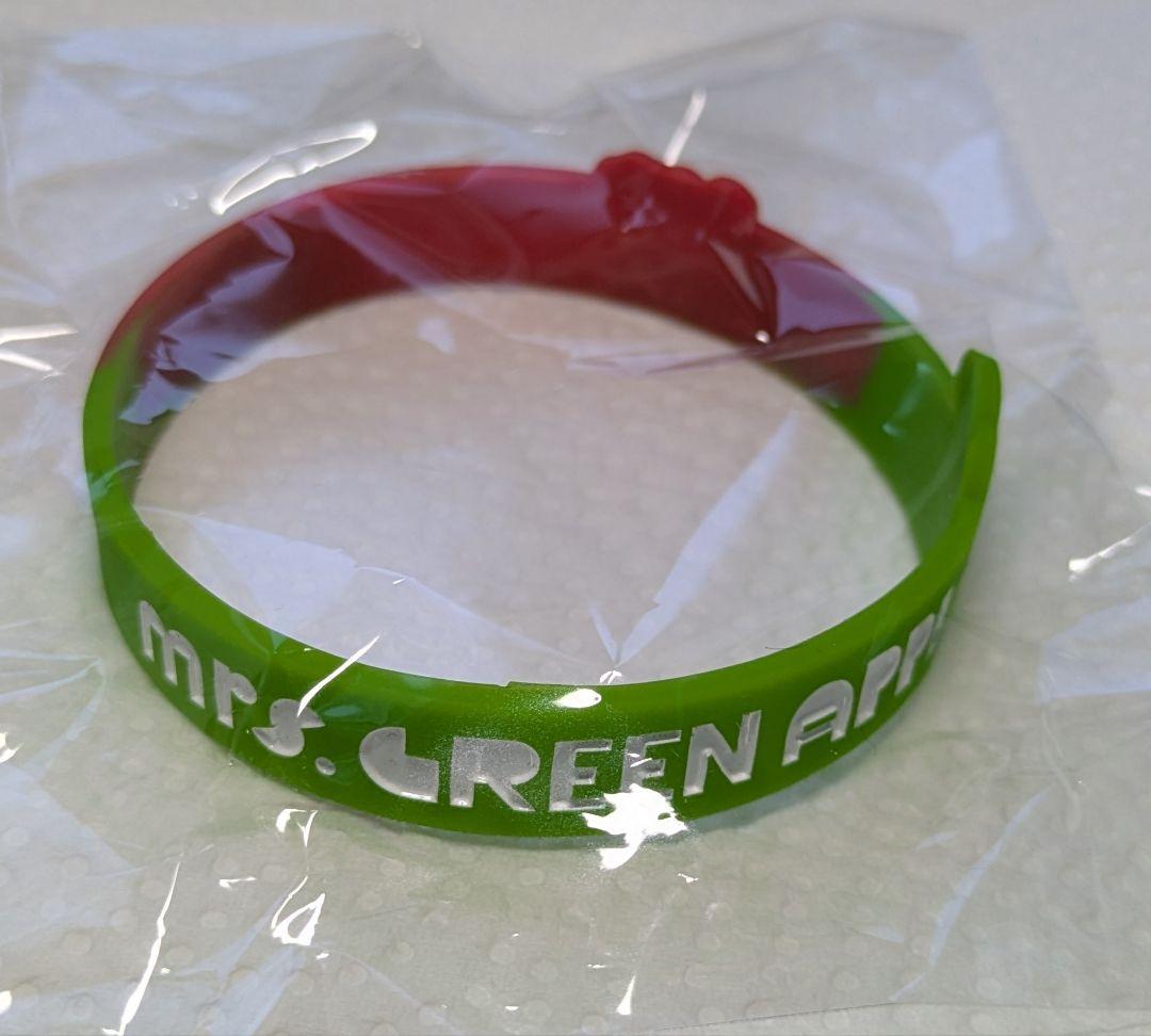 ア*ト様 Mrs. GREEN APPLE（未使用）赤色のグリッター