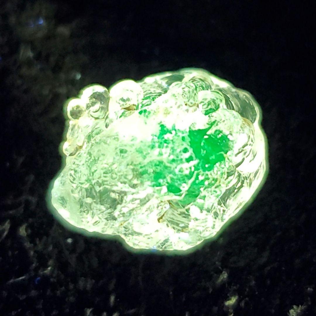 ハイアライトオパール９　メキシコ産　玉滴石　　鉱物標本