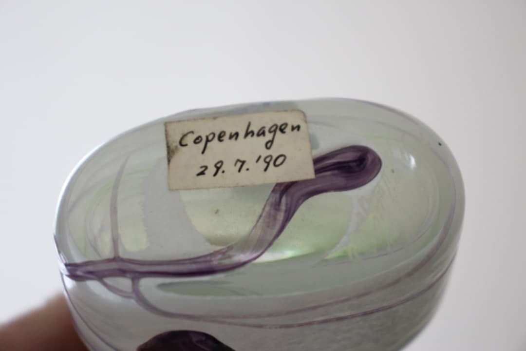 スウェーデン　コスタボダ　アーティストコレクション　ギャラクシー　小瓶　花瓶