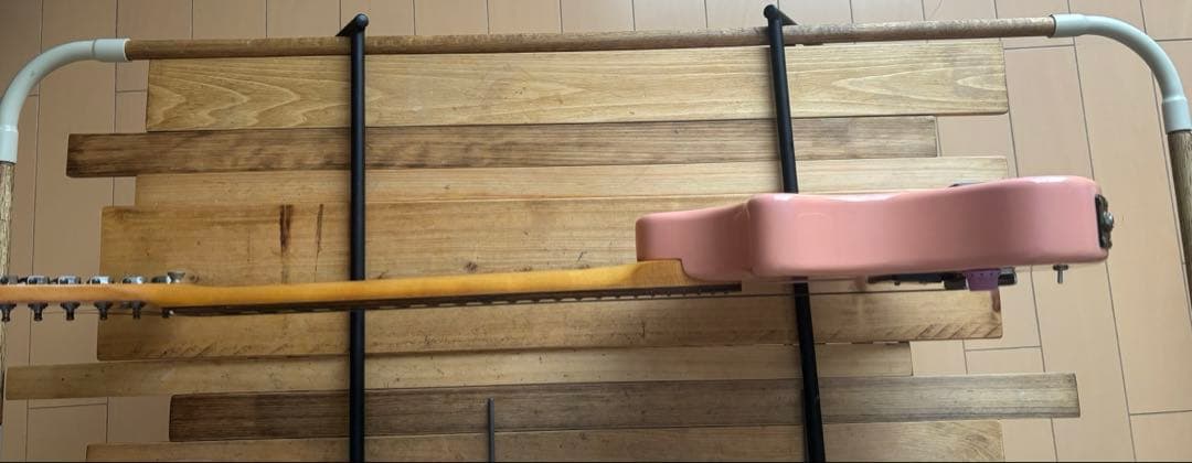 フェルナンデス ZO-3 アンプ・スピーカー内蔵ギター ピンク