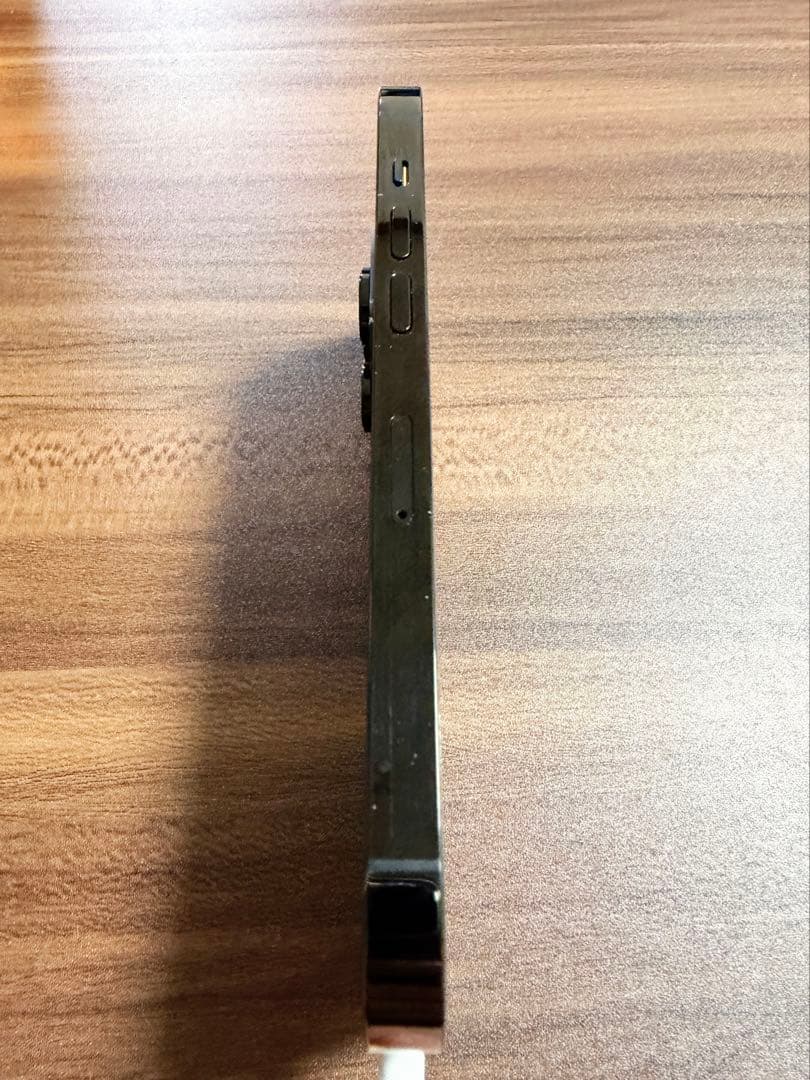 iPhone14pro 128GB 背面割れ　ブラック