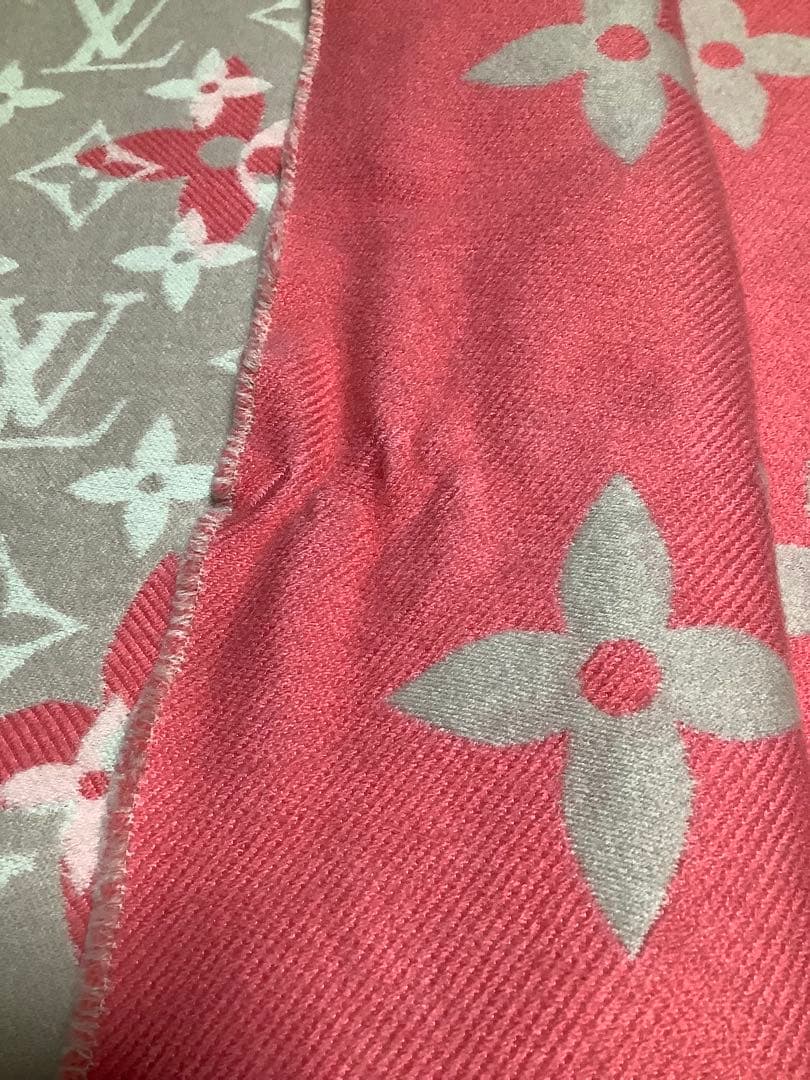 ルイヴィトン　マフラー エシャルプ・オールユーニード　難有り