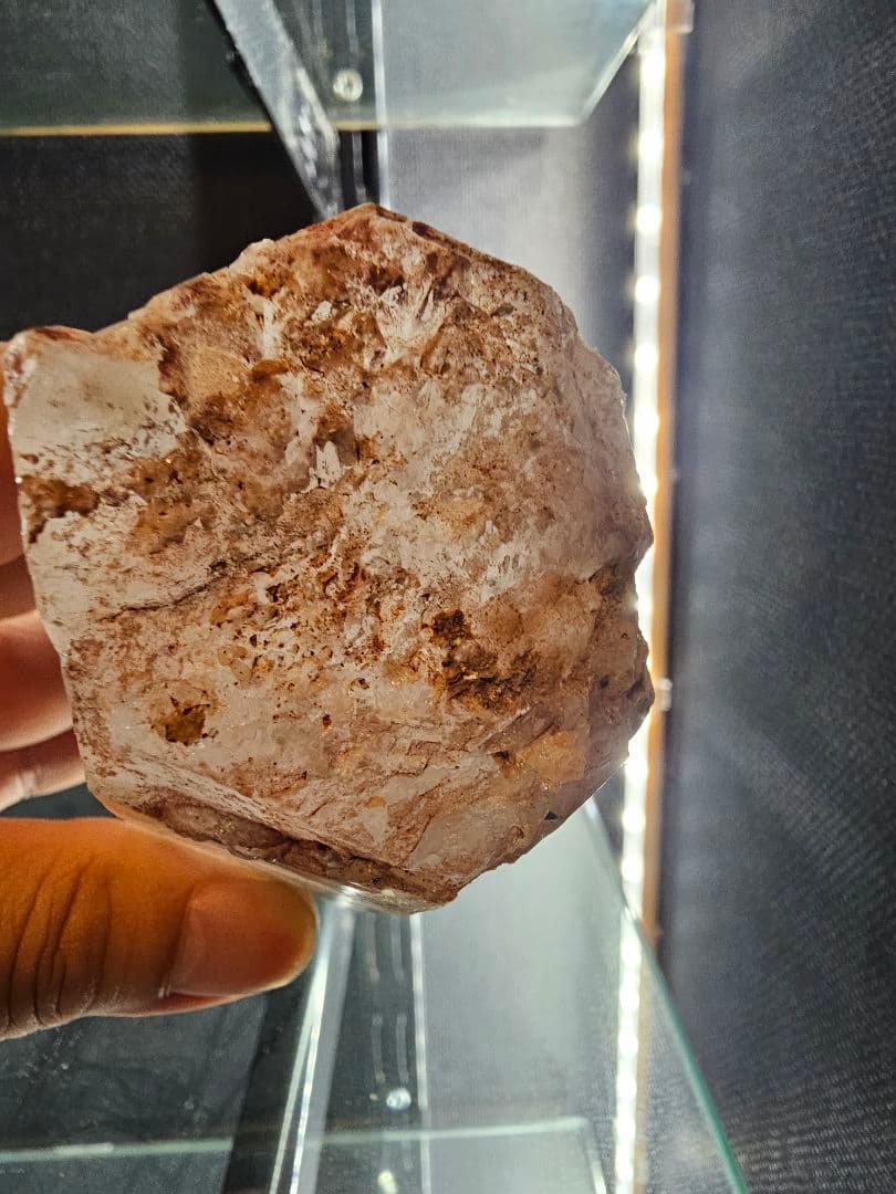 パパゴアイト入り水晶(南アフリカ産)