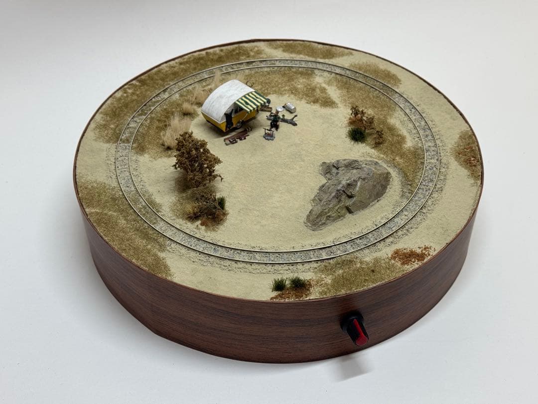 K*T様 「町外れのソロキャンパー」ジオラマ