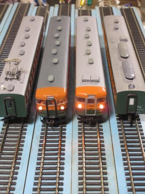 国鉄 急行形165系 4両セット HOゲージ　(金属製 / カツミ製）