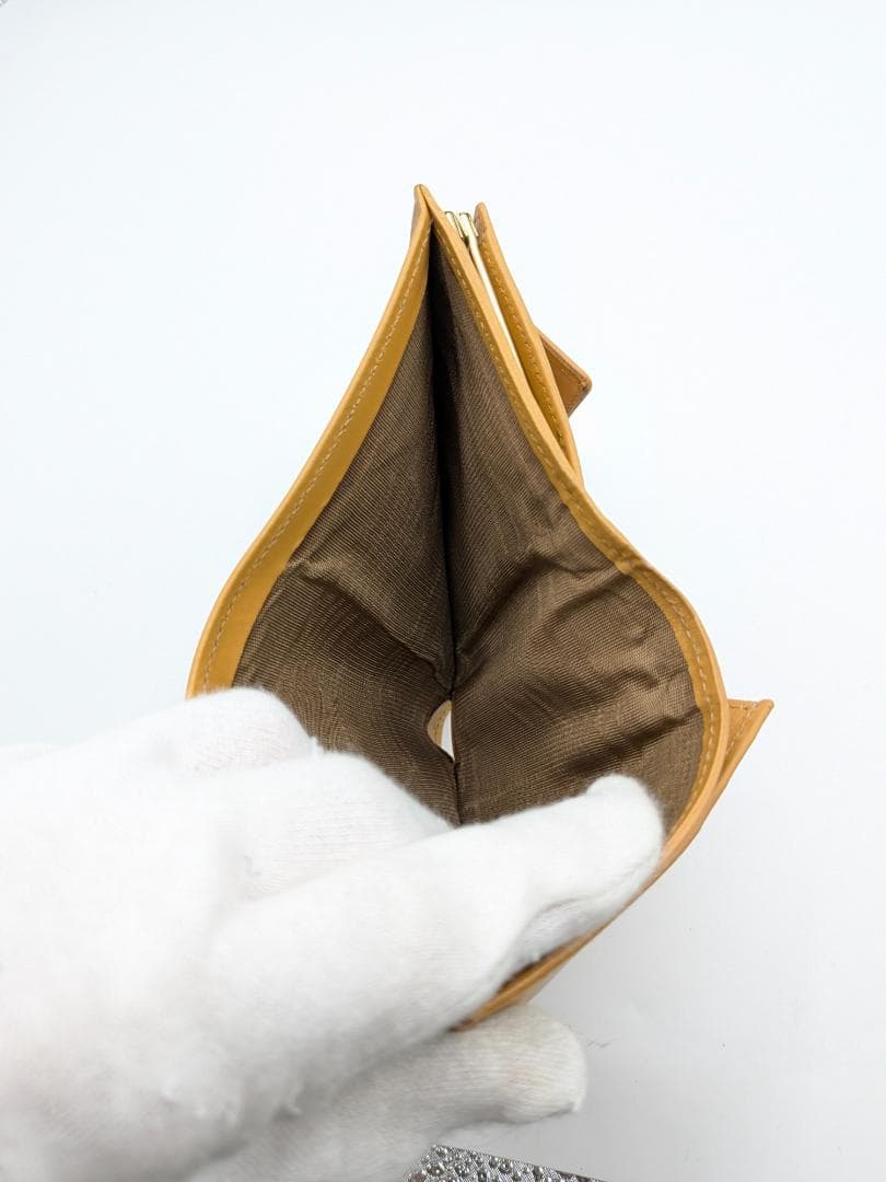 良品✨ セリーヌ ２つ折り財布 マカダム PVC ベージュ 0LN