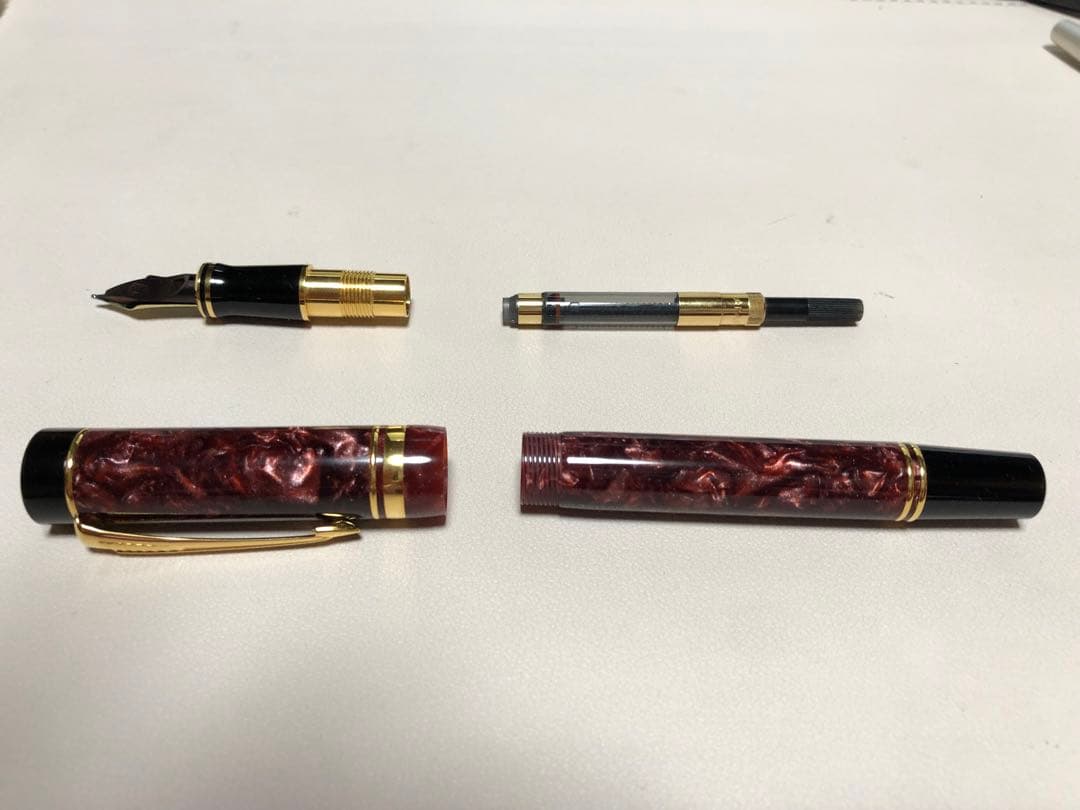 パーカー デュオフォールド センテニアル マーブルレッド