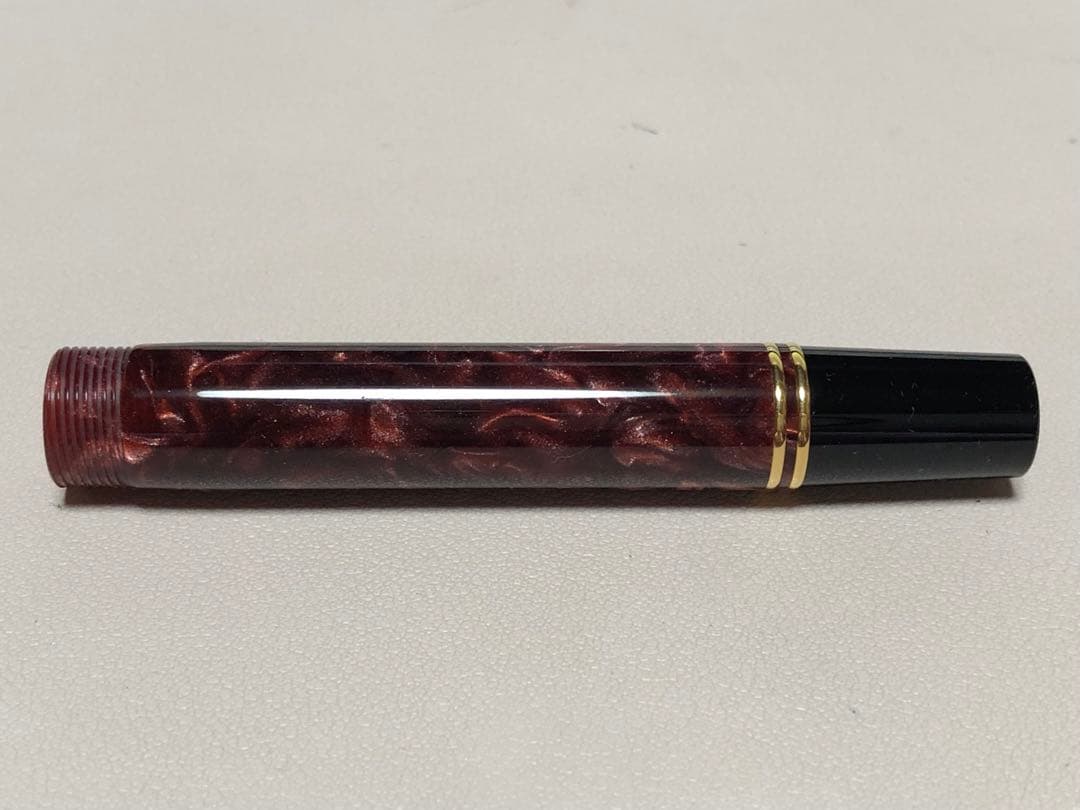 パーカー デュオフォールド センテニアル マーブルレッド