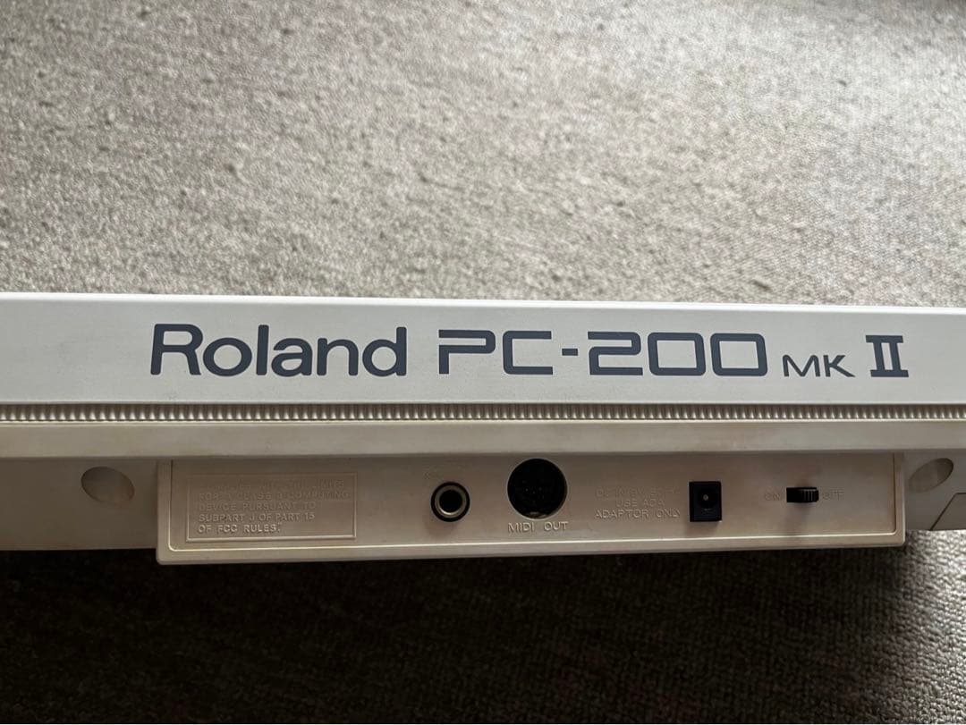 Roland MIDIキーボード PC200 ソフトケース付