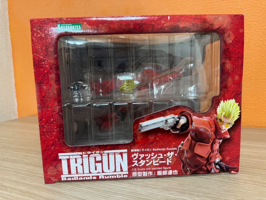 【新品未開封】1/8スケールフィギュア　トライガン　ヴァッシュ・ザ・スタンピード