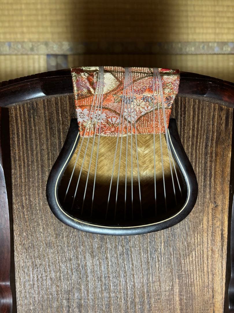 13弦高級お箏　発表会用　琴柱付き