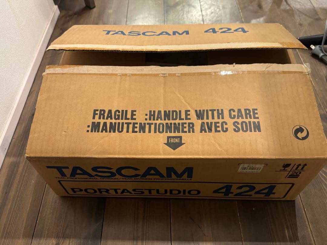 TASCAM タスカム PORTASTUDIO 424 マルチトラックレコーダー