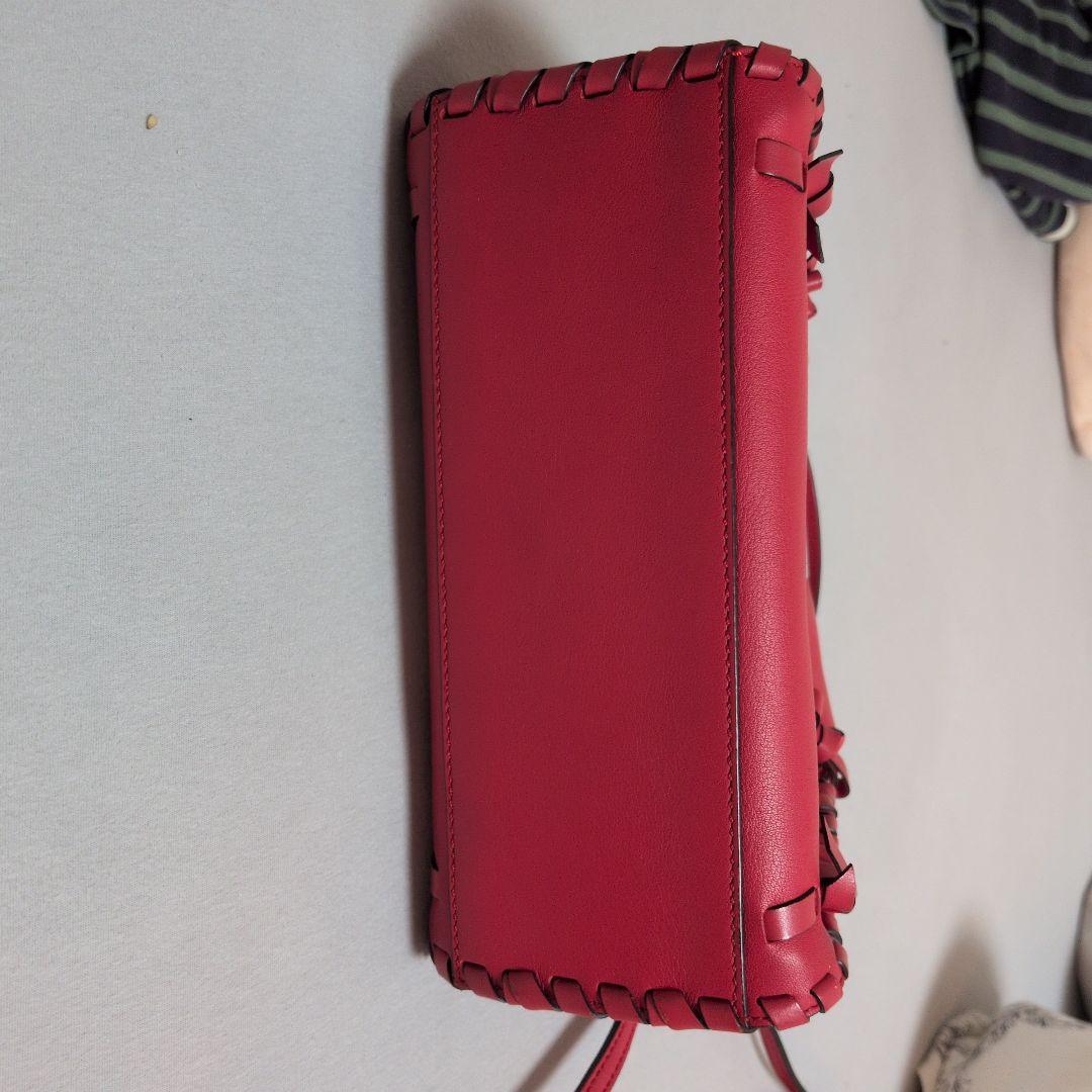 FENDI ピンク レザー ショルダーバッグ