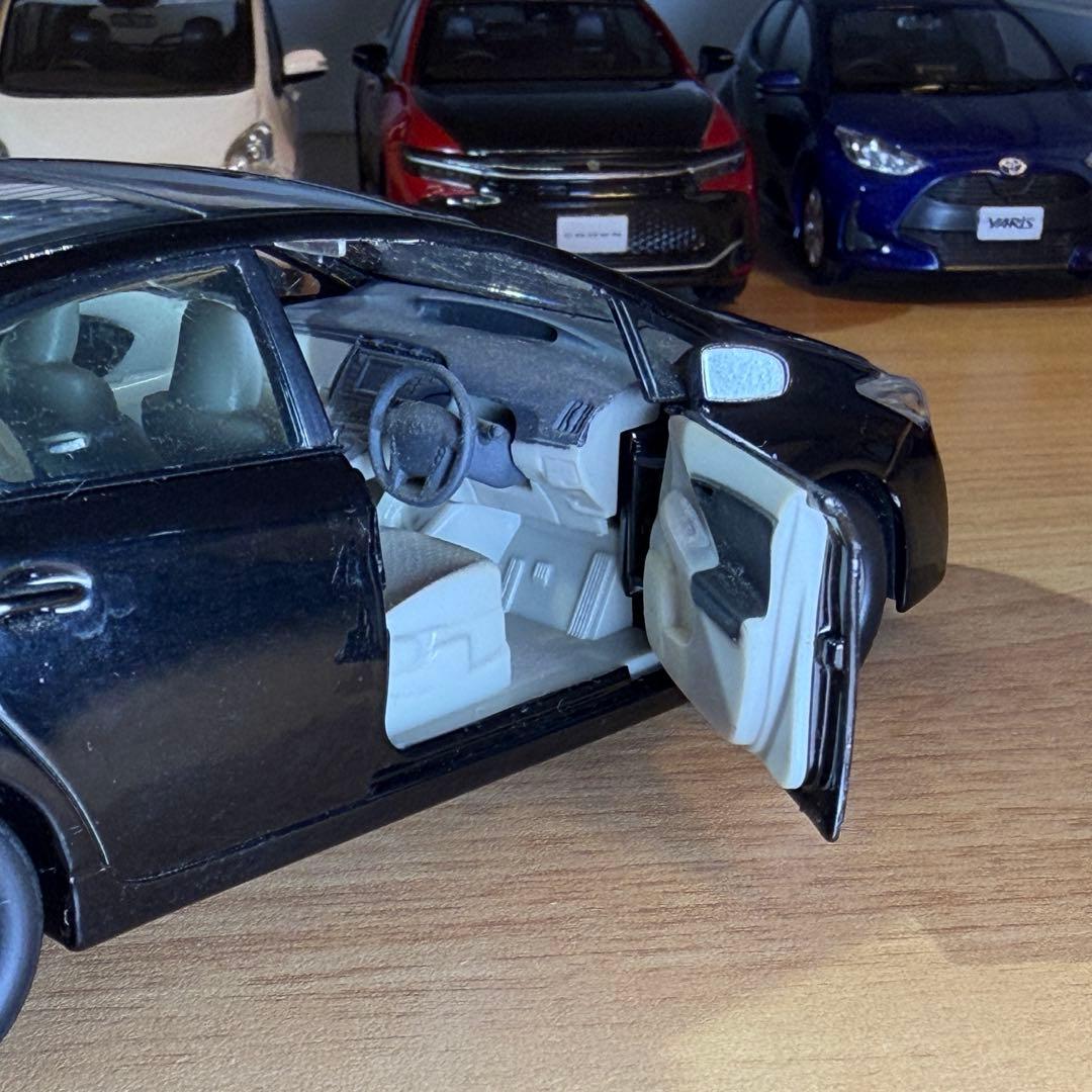 【非売品】トヨタ プリウス カラーサンプルミニカー 1/30