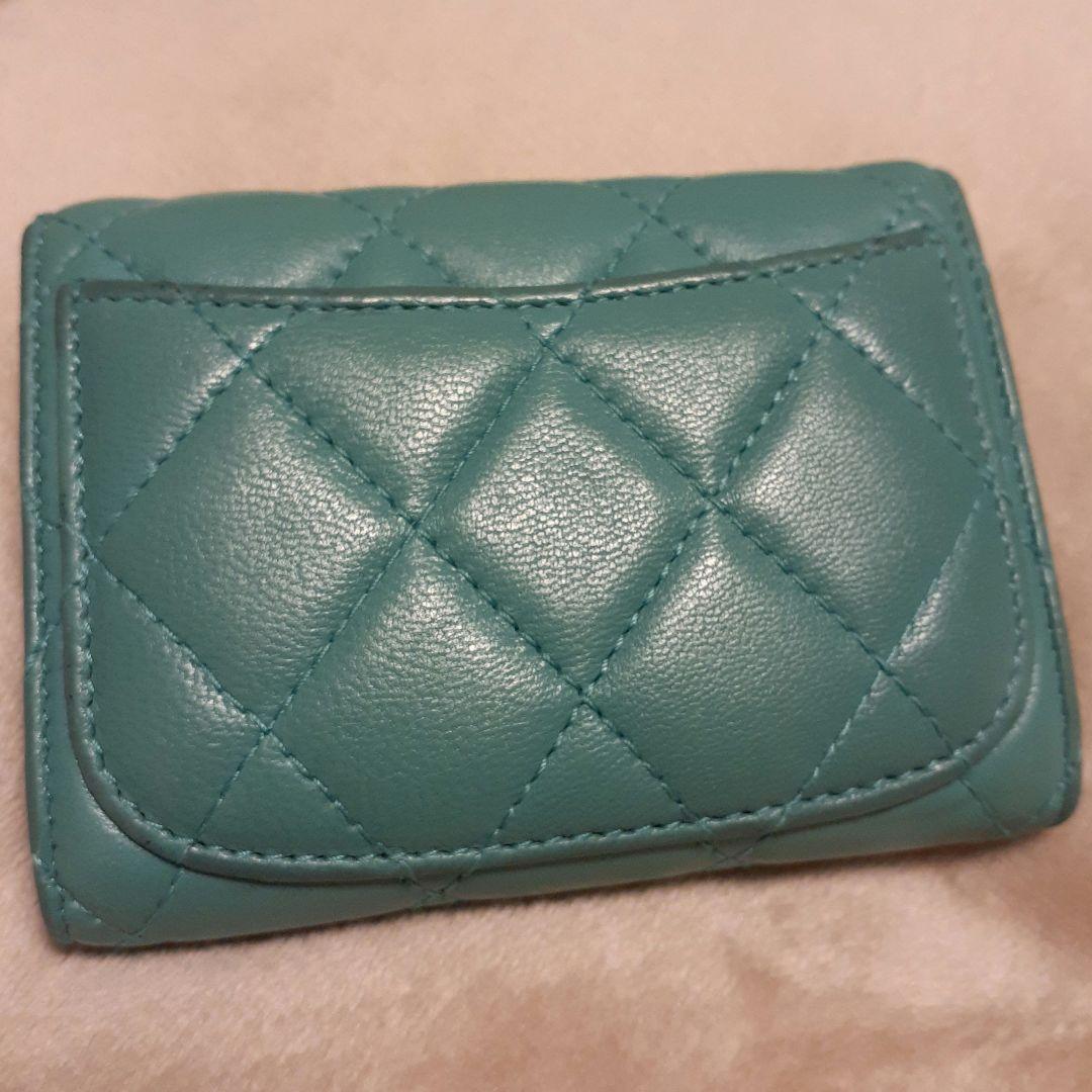 CHANEL ケース ターコイズブルー シャネル