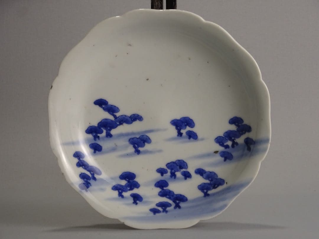 江戸時代　前期　古伊万里　藍九谷様式　染付　松林文　輪花形　皿　5客　銘々皿