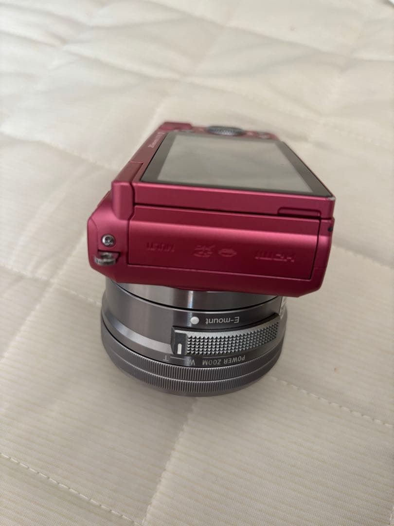 SONY ミラーレス　デジタル一眼カメラ 　α5000 ピンク