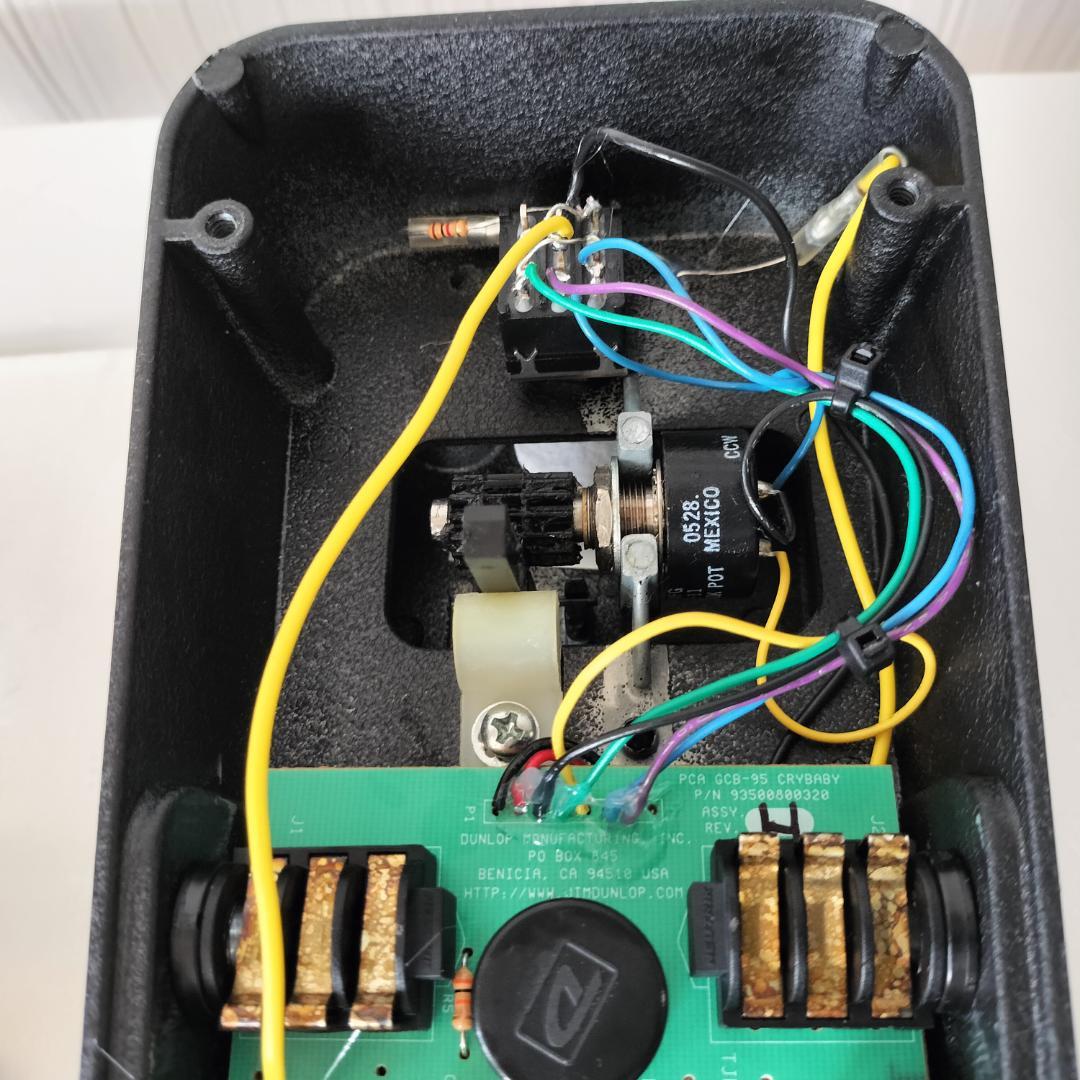 CRY BABY GCB-95トゥルーバイパス化 Blue LEDモディファイ