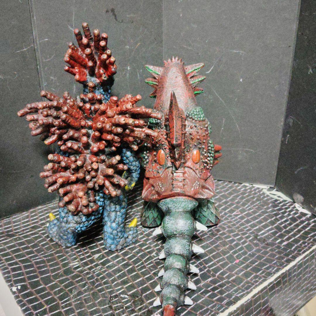 上野淳子ウルトラ怪獣旧型ソフビ確認画像