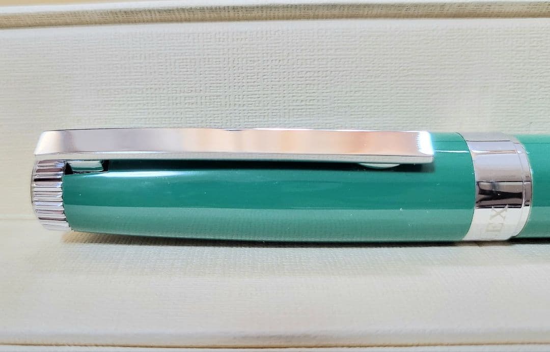 ロレックス　グリーン キャップボールペン　カフスセット　箱付き　新品