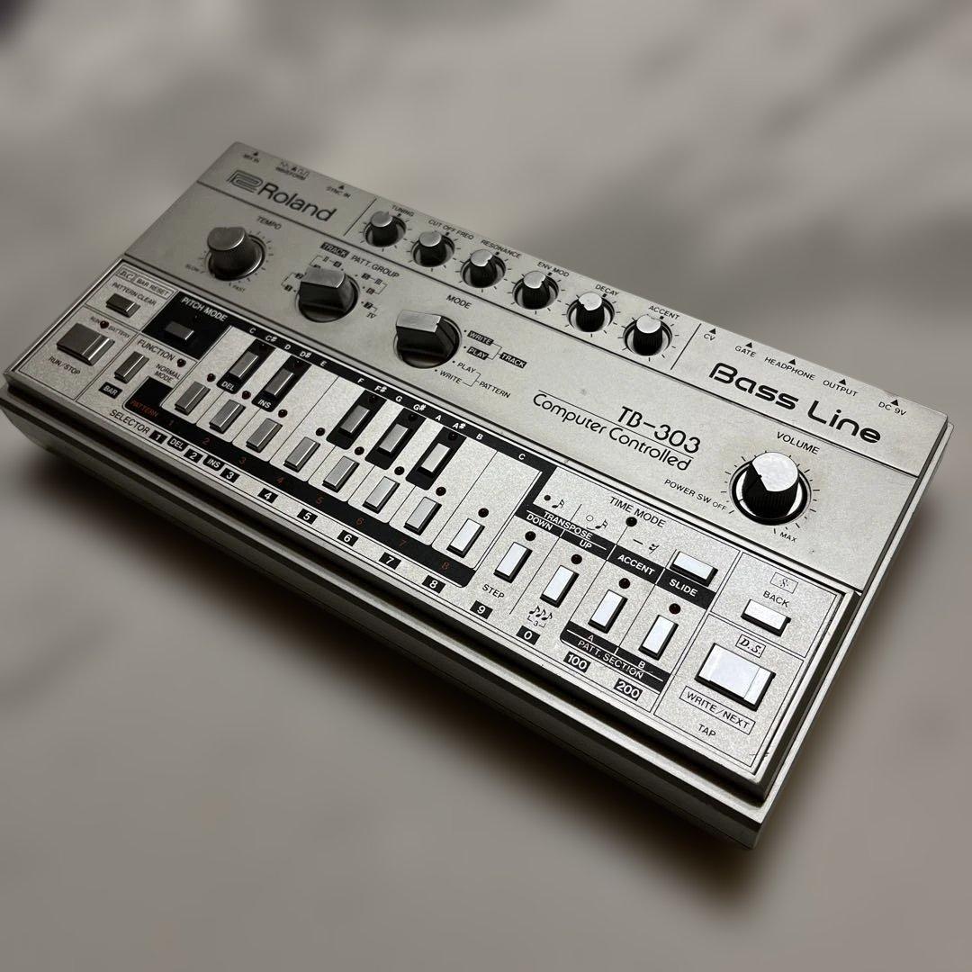 Roland Bass Line TB-303 ローランド　ベースライン