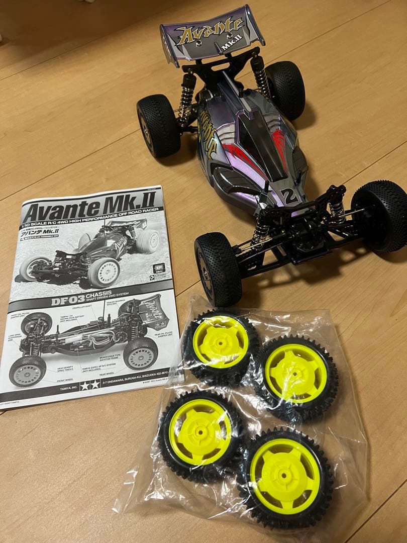 タミヤ　1/10電動RCバギー アバンテMk.II