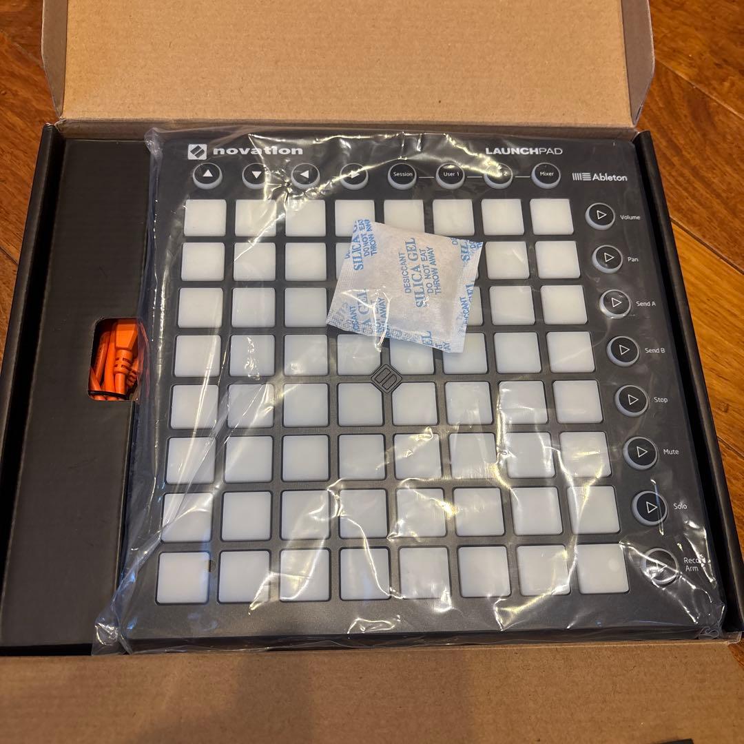 Novation AMS LAUNCHPAD S MK2 純正ケース付き