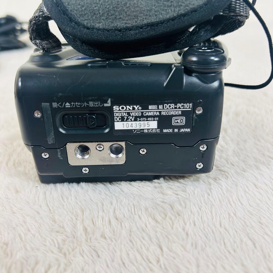 【美品】SONY DCR-PC101 デジタル ビデオカメラ 付属品あり