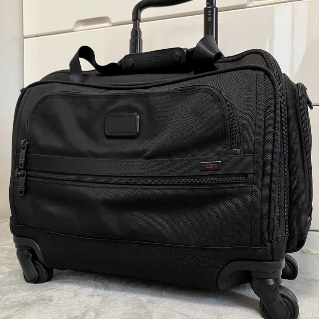 TUMI スーツケース　鍵付　22652D2 ALPHA2 ウィールド キャリー