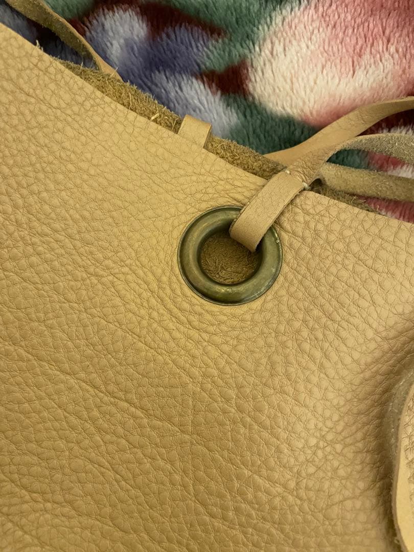 miu miu レザーハンドバッグ