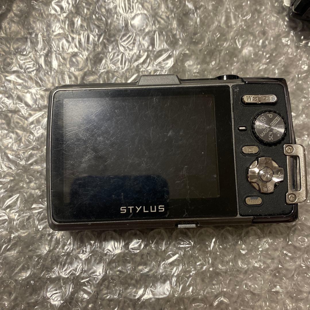 OLYMPUS　STYLUS TG-835　防水　デジカメ