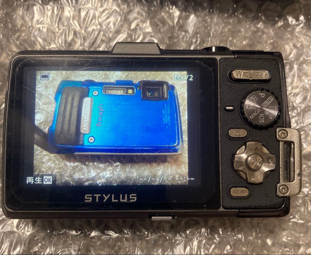 OLYMPUS　STYLUS TG-835　防水　デジカメ