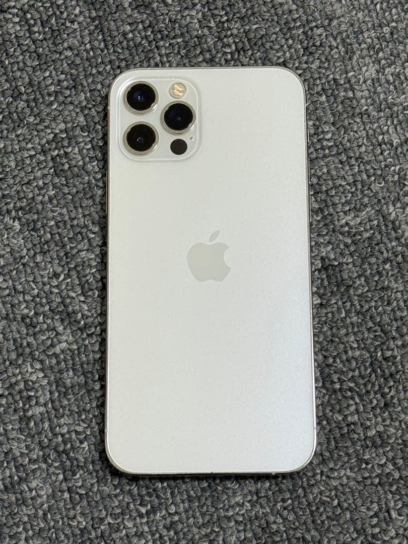 iPhone 12 Pro 128GB SIMフリー シルバー 本体