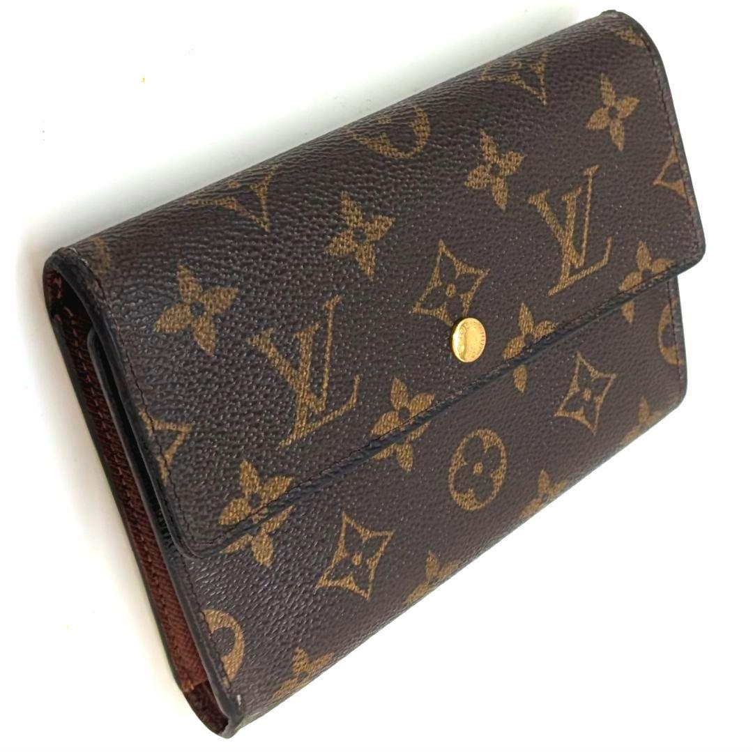 ルイヴィトン モノグラム エテュイ パピエ 三つ折り財布 パスケース B29