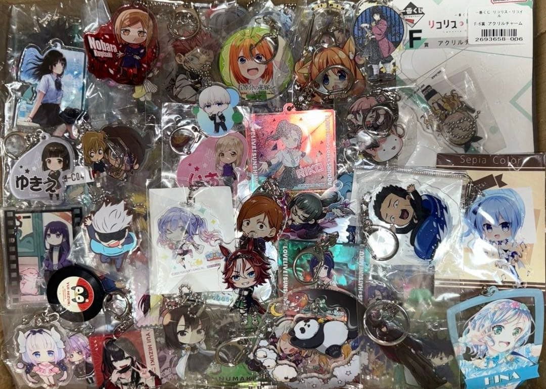 激安 アニメ キャラクターグッズ まとめ売り 大量 1000個以上 紙類無し