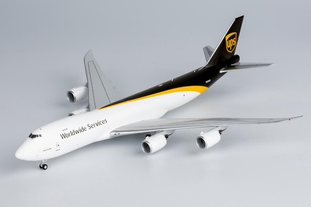 航空機・ヘリコプター UPS 747-8F N605UP 1/400