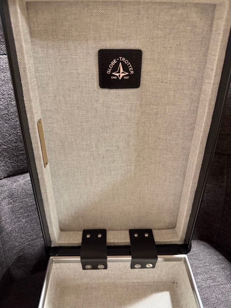 GLOBE TROTTER 【腕時計ケース】センテナリー