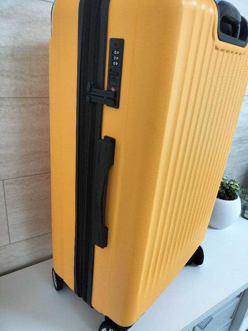 【中古】New Tripスーツケース Lサイズ：7泊以上/95Lイエロー