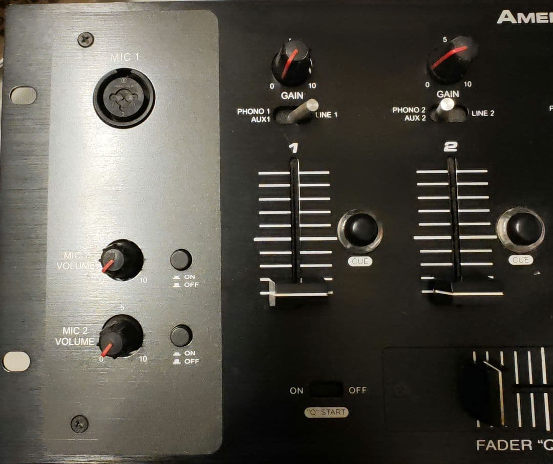 American Audio Q-2411 PRO ミキサー