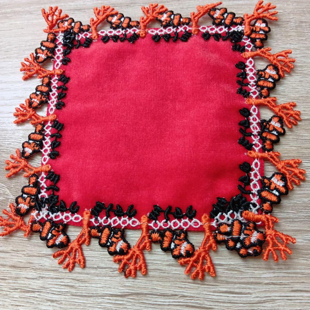 お値下げ Chikazawa 赤色 刺繍 タオルハンカチ