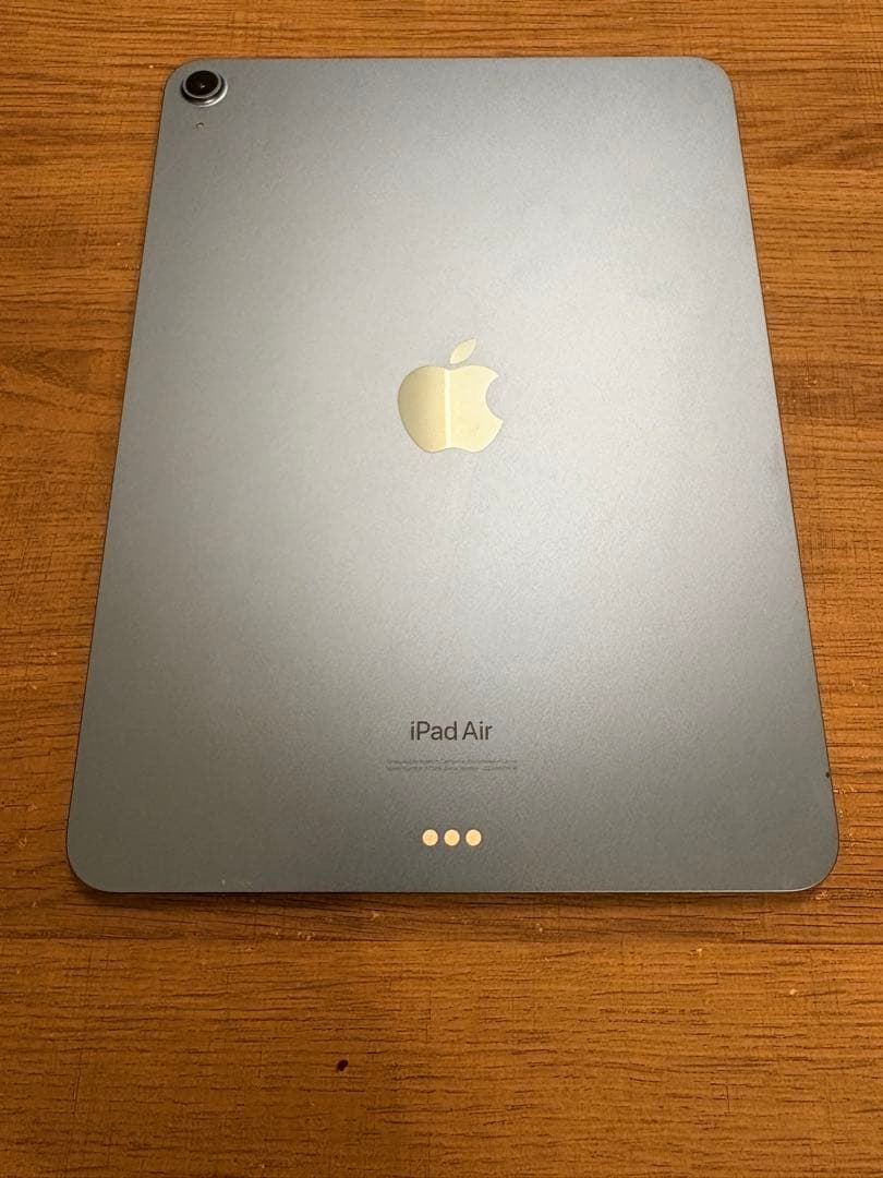 【美品】Apple iPad Air（第5世代） 256GB Wifiモデル
