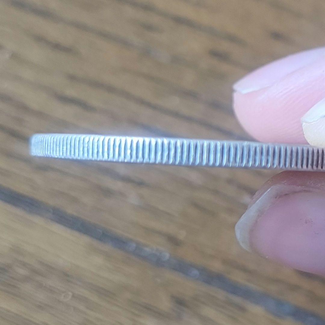 一圓銀貨明治22年左丸銀打ち