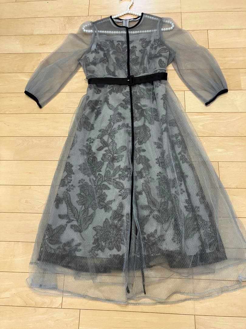 (*中様 【LEJA】チュールパイピングリーフベルトAラインドレスワンピース 2