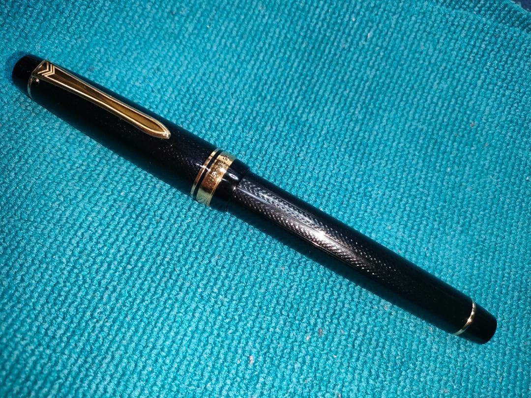 PILOT ジャスタス95 M字ペン先