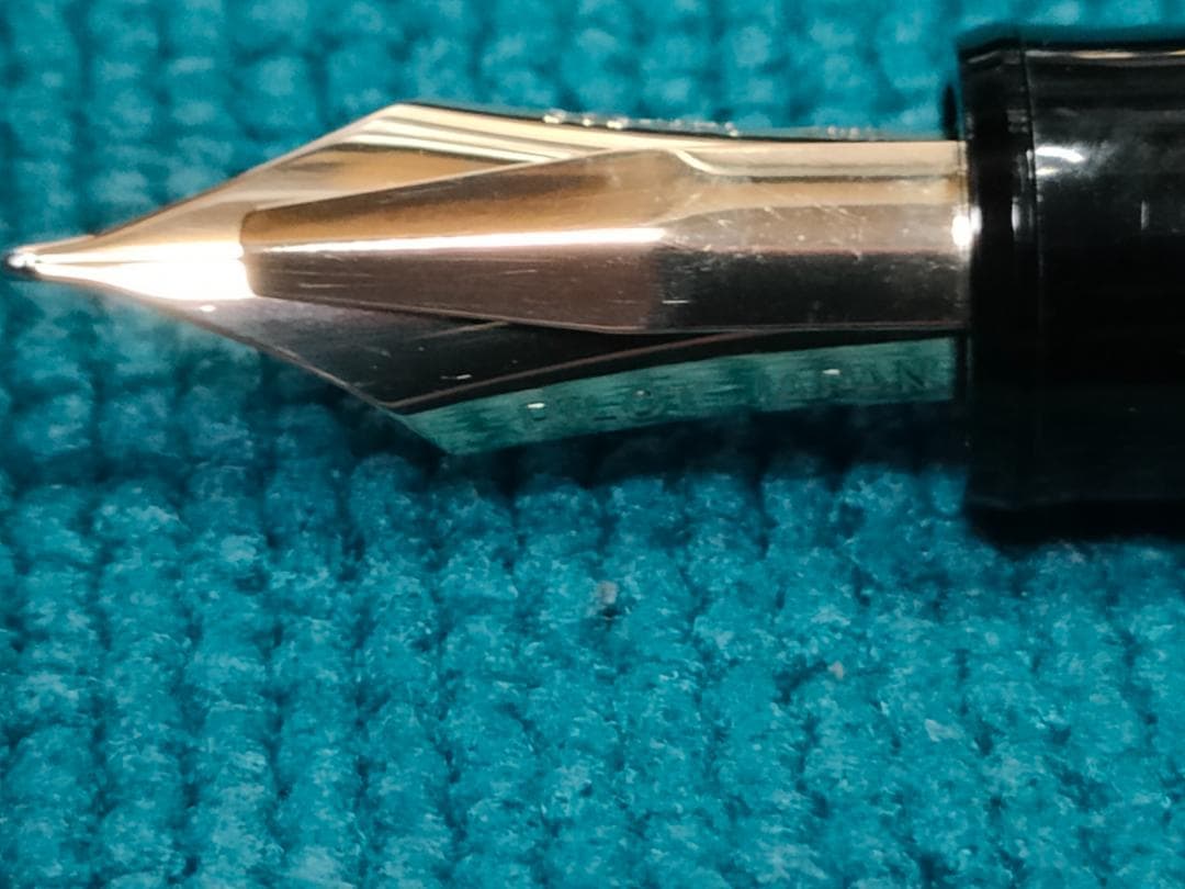 PILOT ジャスタス95 M字ペン先