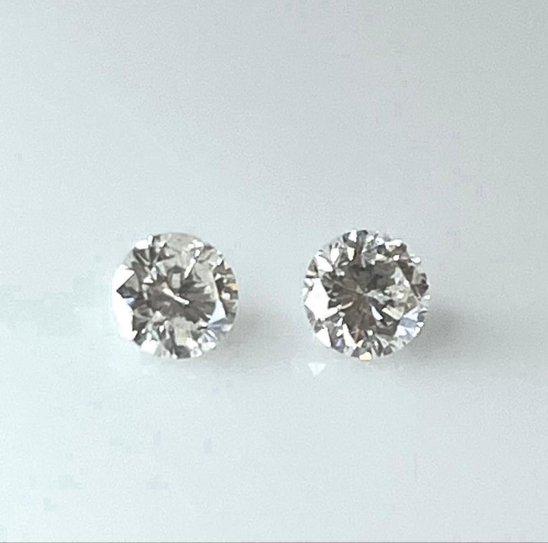 K18天然ダイヤ4本爪ピアス 計0.６ct 鑑別カード付き