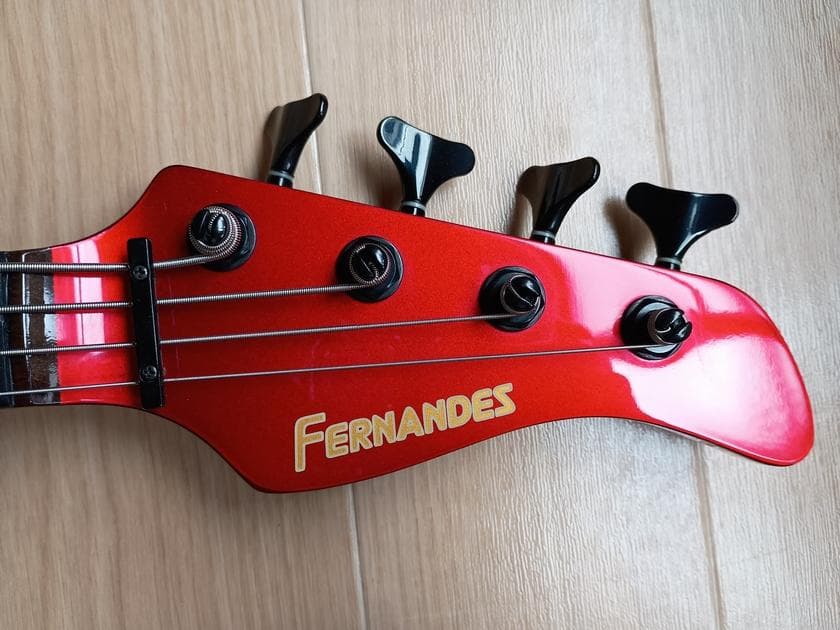 ガールワンオーナー FERNANDES FRB-45 キャンディーアップルレッド