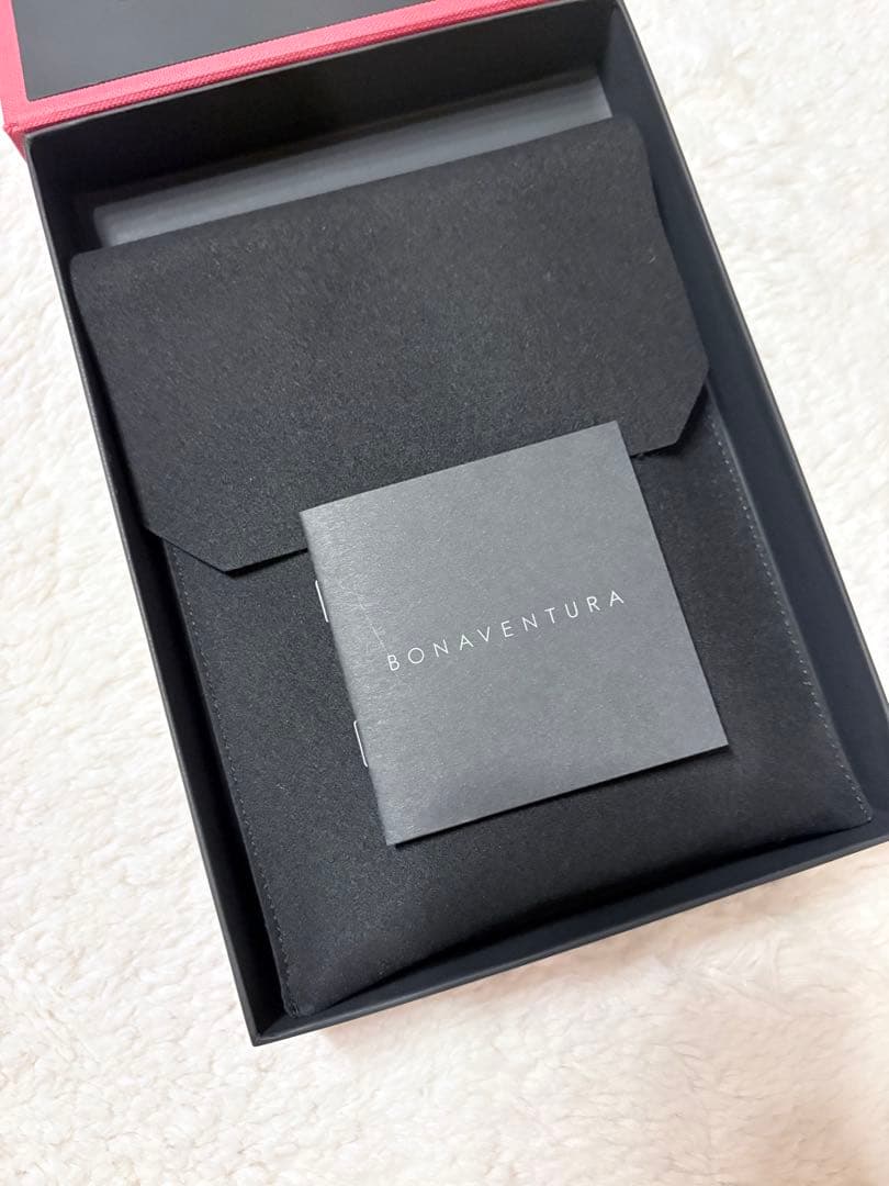 【新品未使用】BONAVENTURA iPhone16pro 手帳型ケース 黒