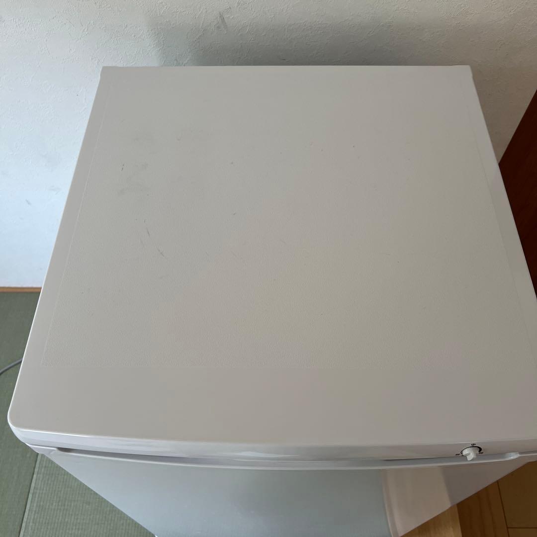 MAXZEN 冷凍庫 4段棚付き　86L