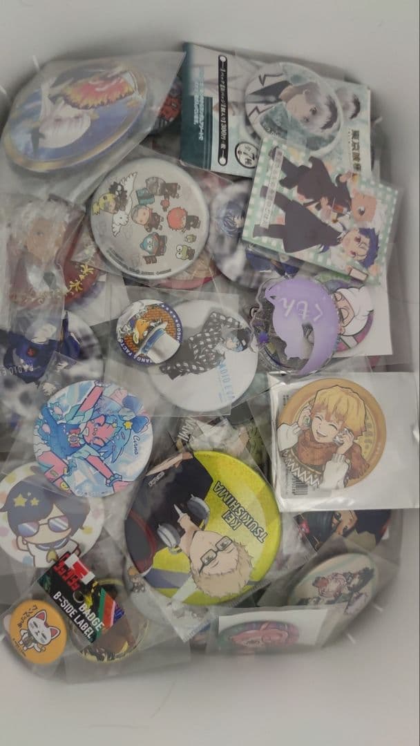 アニメグッズ　大量まとめ売り1000点以上